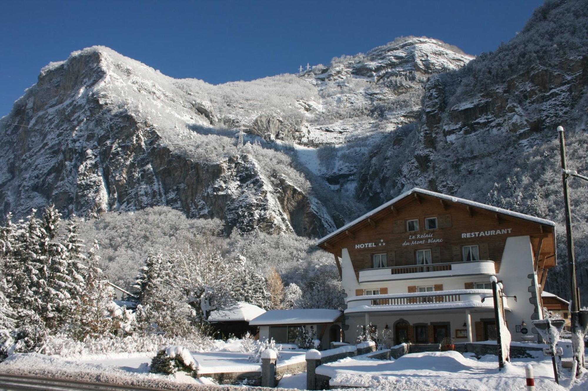 Le Relais Du Mont Blanc Hotel Magland Bagian luar foto